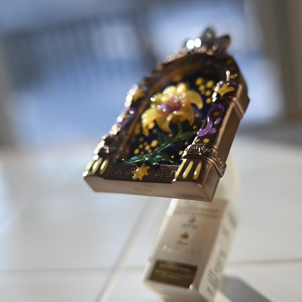 Bath & Body Works Rapunzel
Wallflower Night Light NWT Limited Edition - Picture 11 of 15